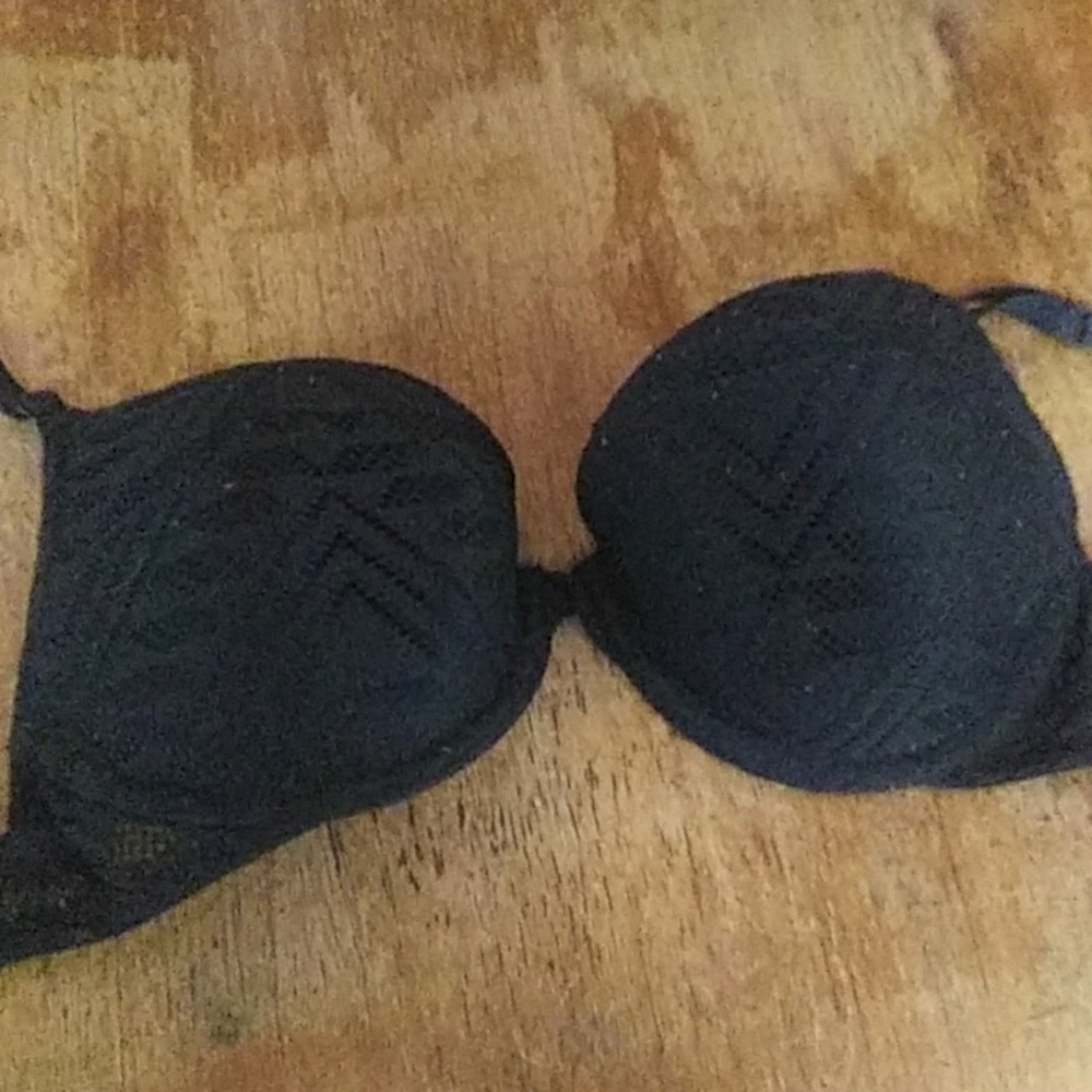 Xhilaration 32c t-shirt bra